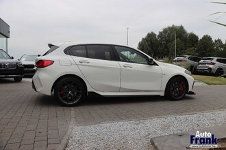 BMW 118I / AUT / SPORT-PRO / H&K / PANO / NAVI PRO / ADAP LED / VERW STUUR+ZTLS IMG_3372.jpg