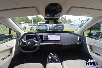 BMW IX XDRIVE45 / DRIVING PRO / 360CAM / H&K / HUD / INTGR STR IMG_3547.jpg