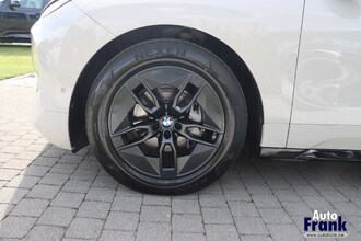 BMW IX XDRIVE45 / DRIVING PRO / 360CAM / H&K / HUD IMG_3587.jpg