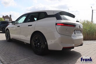 BMW IX XDRIVE45 / DRIVING PRO / 360CAM / H&K / HUD IMG_3588.jpg
