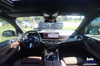 BMW X5 XDRIVE50E / M-SPORT / PANO / TREKHK / 360CAM / DRIVING PRO / INTGR STR IMG_3909.jpg