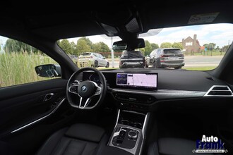 BMW 330e / M-SPORT / HUD / ACC / MEMORY / 360CAM / KEYLESS IMG_3977.jpg