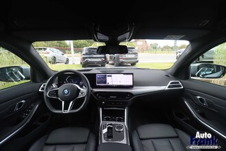 BMW 330e / M-SPORT / HUD / ACC / MEMORY / 360CAM / KEYLESS IMG_3976.jpg