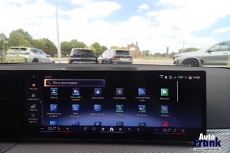 BMW 330e / M-SPORT / HUD / ACC / MEMORY / 360CAM / KEYLESS IMG_3989.jpg