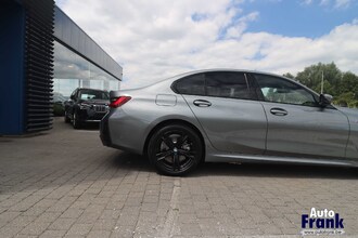 BMW 330e / M-SPORT / HUD / ACC / MEMORY / 360CAM / KEYLESS IMG_4001.jpg