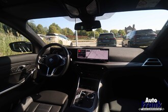 BMW 330e / M-SPORT / HUD / ACC / MEMORY / 360CAM / KEYLESS IMG_4701.jpg
