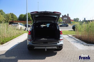 BMW X5 XDRIVE50E / M-SPORT / PANO / TREKHK / DRIV+PARK PRO / INTGR STR / SFT-CLS IMG_4491.jpg
