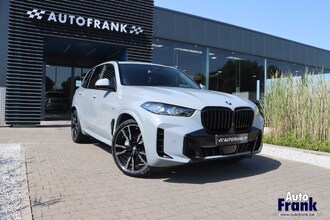 BMW X5 XDRIVE50E / M-SPORT / PANO / TREKHK / DRIV+PARK PRO / INTGR STR / SFT-CLS IMG_4498.jpg