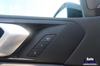 BMW X5 XDRIVE50E / M-SPORT / PANO / TREKHK / DRIV+PARK PRO / INTGR STR / SFT-CLS IMG_4502.jpg