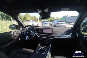 BMW X5 XDRIVE50E / M-SPORT / PANO / TREKHK / DRIV+PARK PRO / INTGR STR / SFT-CLS IMG_4511.jpg