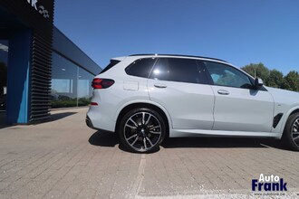 BMW X5 XDRIVE50E / M-SPORT / PANO / TREKHK / DRIV+PARK PRO / INTGR STR / SFT-CLS IMG_4547.jpg