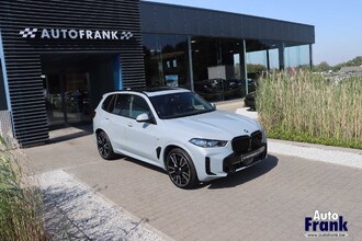 BMW X5 XDRIVE50E / M-SPORT / PANO / TREKHK / DRIV+PARK PRO / INTGR STR / SFT-CLS IMG_4482.jpg