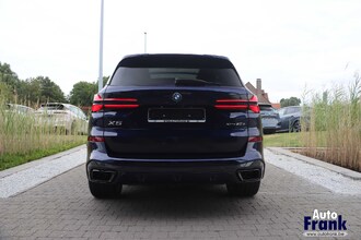 BMW X5 XDRIVE50E / SPORT-PRO / PANO / COMFTZTL / DRIV + PARK PRO / SFT-CLS IMG_4817.jpg