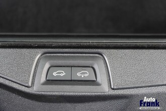 BMW X5 XDRIVE50E / SPORT-PRO / PANO / COMFTZTL / DRIV + PARK PRO / SFT-CLS IMG_4834.jpg