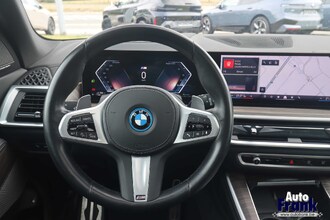 BMW X5 XDRIVE50E / SPORT-PRO / PANO / COMFTZTL / DRIV + PARK PRO / SFT-CLS IMG_4857.jpg