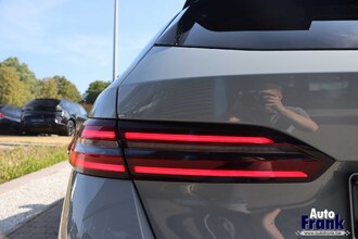 BMW 530E / TOURING / M-PERFORMANCE / SPORT-PRO / KEYLESS IMG_5535.jpg