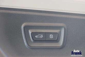 BMW 530E / TOURING / M-PERFORMANCE / SPORT-PRO / KEYLESS IMG_5538.jpg