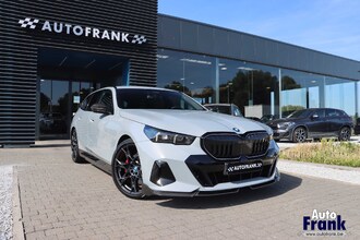 BMW 530E / TOURING / M-PERFORMANCE / SPORT-PRO / KEYLESS IMG_5544.jpg