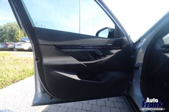 BMW 530E / TOURING / M-PERFORMANCE / SPORT-PRO / KEYLESS IMG_5549.jpg