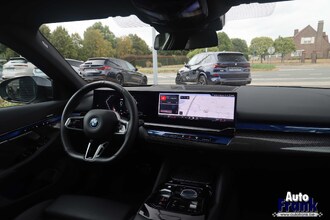 BMW 530E TOURING / SPORT-PRO / PANO / MEMO / HUD / TREKHK / DRIV PRO / 360CAM IMG_6014.jpg