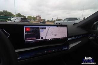 BMW 530E TOURING / SPORT-PRO / PANO / MEMO / HUD / TREKHK / DRIV PRO / 360CAM IMG_6026.jpg
