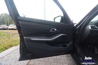 BMW 330e / M-SPORT / HUD / ACC / MEMORY / 360CAM / KEYLESS IMG_6078.jpg
