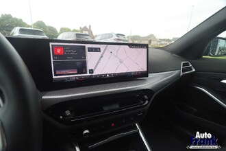 BMW 330e / M-SPORT / HUD / ACC / MEMORY / 360CAM / KEYLESS IMG_6094.jpg