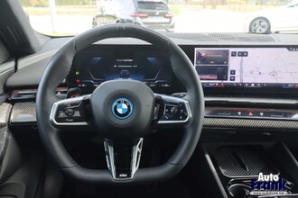 BMW I5 EDRIVE40 / TOUR / SPORT-PRO / 21" / PANO / MEMO / 360CAM / HUD IMG_6511.jpg