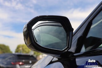 BMW I5 M60 / TOURING / PANO / TREKHK / B&W / HUD / ONDERSTL PRO / INTGRL STR IMG_6568.jpg