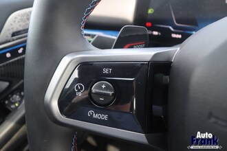BMW I5 M60 / TOURING / PANO / TREKHK / B&W / HUD / ONDERSTL PRO / INTGRL STR IMG_6597.jpg