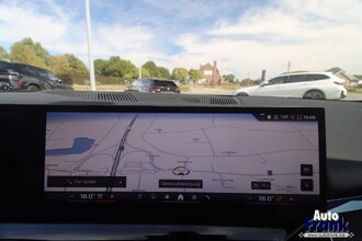 BMW I5 M60 / TOURING / PANO / TREKHK / B&W / HUD / ONDERSTL PRO / INTGRL STR IMG_6606.jpg
