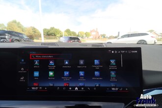 BMW I5 M60 / TOURING / PANO / TREKHK / B&W / HUD / ONDERSTL PRO / INTGRL STR IMG_6610.jpg