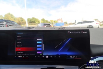 BMW I5 M60 / TOURING / PANO / TREKHK / B&W / HUD / ONDERSTL PRO / INTGRL STR IMG_6612.jpg