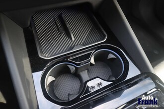 BMW I5 M60 / TOURING / PANO / TREKHK / B&W / HUD / ONDERSTL PRO / INTGRL STR IMG_6637.jpg