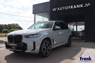 BMW X5 XDRIVE50E / M-SPORT / PANO / DASH LEDER / DRIV + PRK PRO / COMFRTZTL / TREKHK IMG_6873.jpg