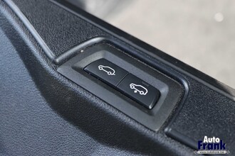 BMW X5 XDRIVE50E / M-SPORT / PANO / DASH LEDER / DRIV + PRK PRO / COMFRTZTL / TREKHK IMG_6889.jpg