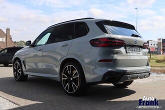 BMW X5 XDRIVE50E / M-SPORT / PANO / DASH LEDER / DRIV + PRK PRO / COMFRTZTL / TREKHK IMG_6875.jpg