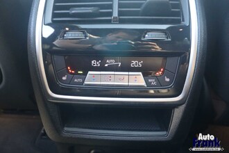 BMW X5 XDRIVE50 / SPORT-PRO / PANO / TREKHK / INTGR STR / DRIV+PARK PRO / ZETLVENTILATIE IMG_6842.jpg