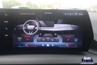 BMW 120I / M-SPORT / DRIV PLUS / VERW ZTL / CAM / 18" IMG_7049.jpg