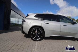 BMW IX3 XDRIVE50 / 4X4 / M-SPORT / PANO / TREKHK / 3D HUD / 360CAM / MEMORY / H&K IMG_7884.jpg
