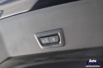 BMW XM / V8 / TREKHK / MASSAGE / DRIV PRO / 360CAM / SFT-CLS / B&W IMG_7246.jpg
