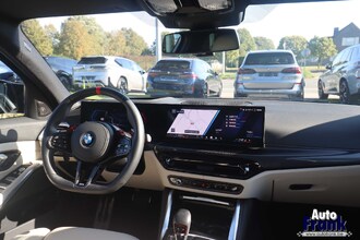 BMW M3 COMP / CERAMIC BRAKES / HUD / DRIV PRO / 360CAM / H&K IMG_8016.jpg