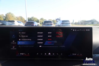 BMW M3 COMP / CERAMIC BRAKES / HUD / DRIV PRO / 360CAM / H&K IMG_8040.jpg