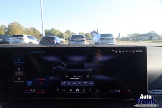 BMW M3 COMP / CERAMIC BRAKES / HUD / DRIV PRO / 360CAM / H&K IMG_8044.jpg