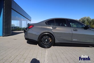 BMW M3 COMP / CERAMIC BRAKES / HUD / DRIV PRO / 360CAM / H&K IMG_8056.jpg