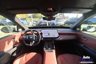 BMW IX3 XDRIVE50 / 4X4 / DRIV+PARK PLUS / 3D HUD / 360CAM / MEMORY / H&K IMG_8256.jpg