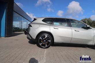 BMW IX3 XDRIVE50 / 4X4 / DRIV+PARK PLUS / 3D HUD / 360CAM / MEMORY / H&K IMG_8293.jpg