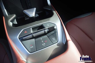 BMW IX3 XDRIVE50 / 4X4 / DRIV+PARK PLUS / 3D HUD / 360CAM / MEMORY / H&K IMG_8291.jpg