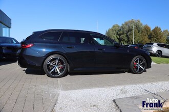 BMW 530E / TOURING / 4X4 / M-SPORT-PRO / PANO / TREKHK / DRIV+PARK PLUS IMG_8746.jpg