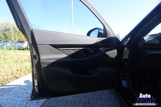 BMW 530E / TOURING / 4X4 / M-SPORT-PRO / PANO / TREKHK / DRIV+PARK PLUS IMG_8772.jpg